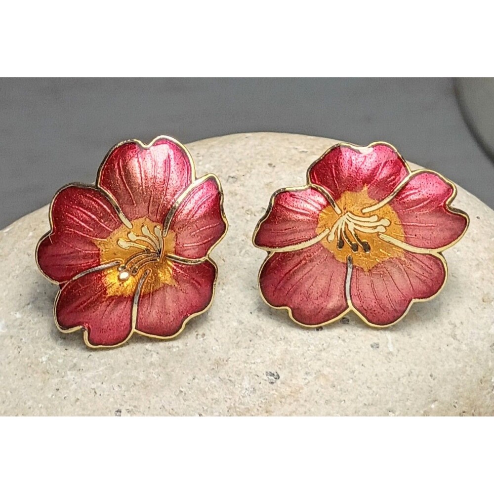 Vintage Red Hibiscus Floral Cloisonné Enamel Earrings Gold Tone